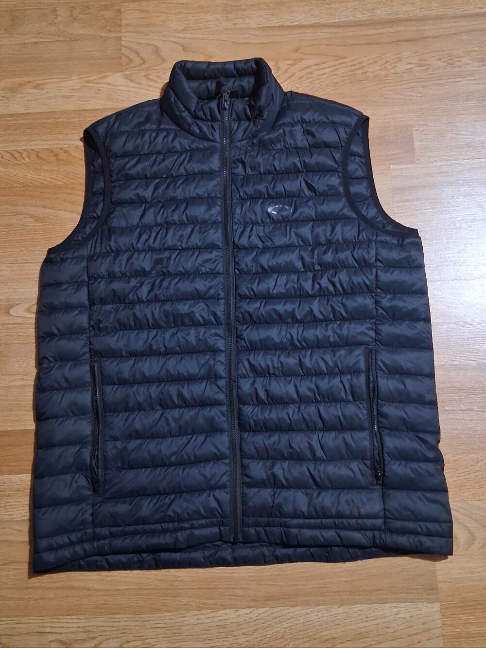 Oakley Men's Black Quilted Packable Vest